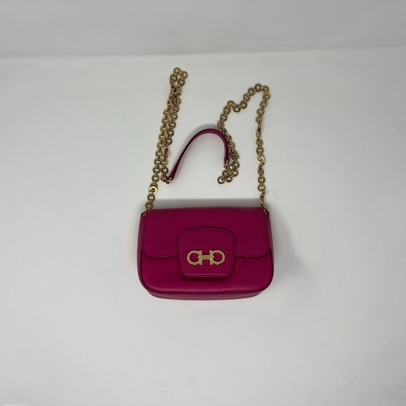 Salvatore Ferragamo Mini Cross Body bag in Fuchsia Pink - Picture 6 of 16